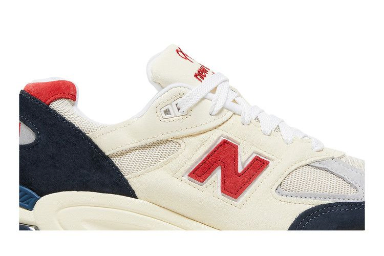 Кроссовки New Balance Teddy Santis x 990v2 Made in USA 'Navy Sea Salt'