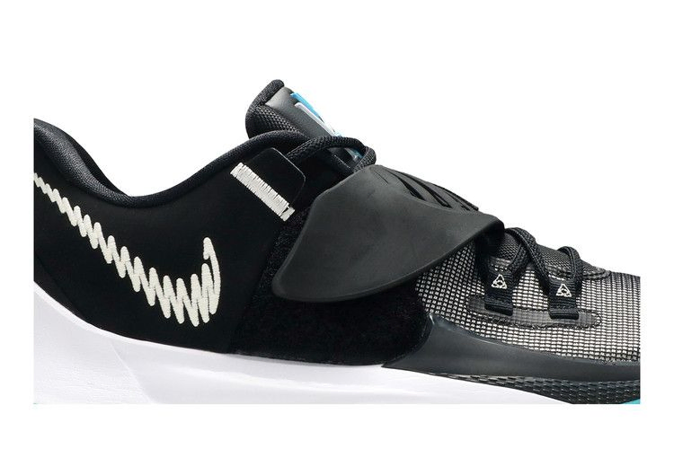 Кроссовки Nike Kyrie Low 3 'Moon'