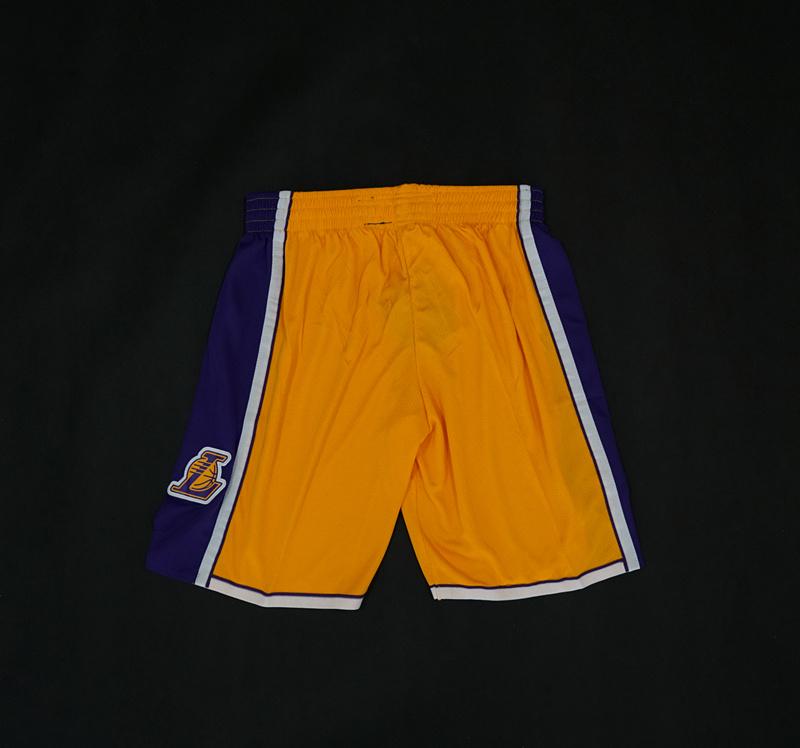 LA-Lakers-Yellow-Nike-Icon-Edition-17-18-1