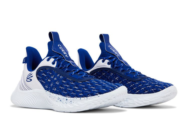 curry-flow-9-team-white-royal-3025631-401_07