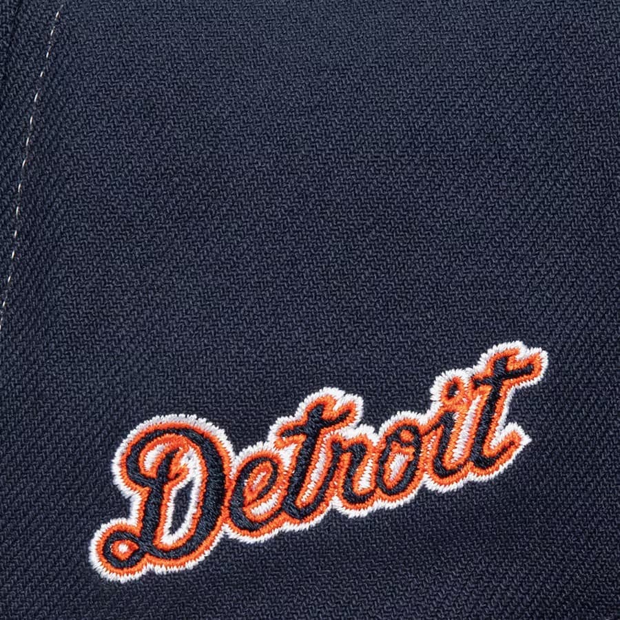 Mitchell-Ness-Navy-Detroit-Tigers-Day-4-Snapback-Hat-2