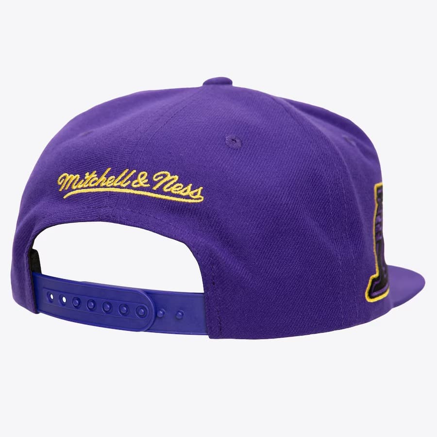 Бейсболка Mitchell & Ness Purple Los Angeles Lakers Logo Eclipse OG Snapback Hat