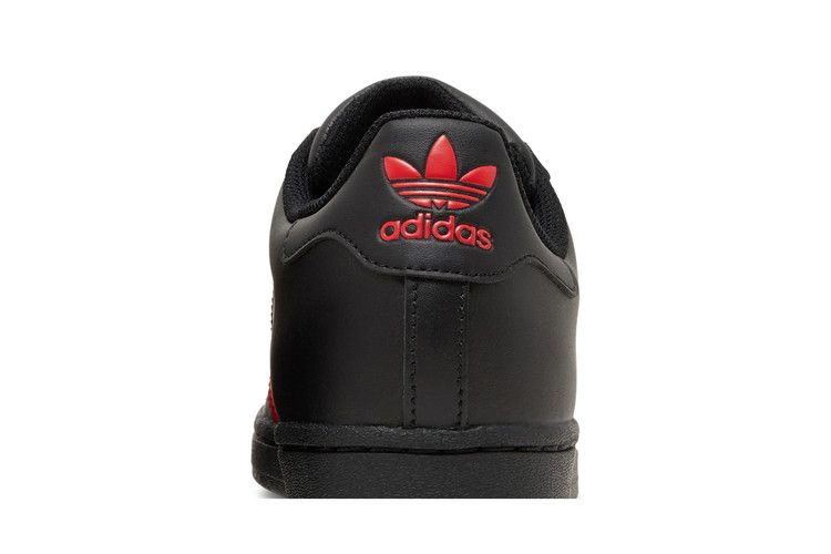 Кроссовки Adidas Superstar 'Core Black Vivid Red'
