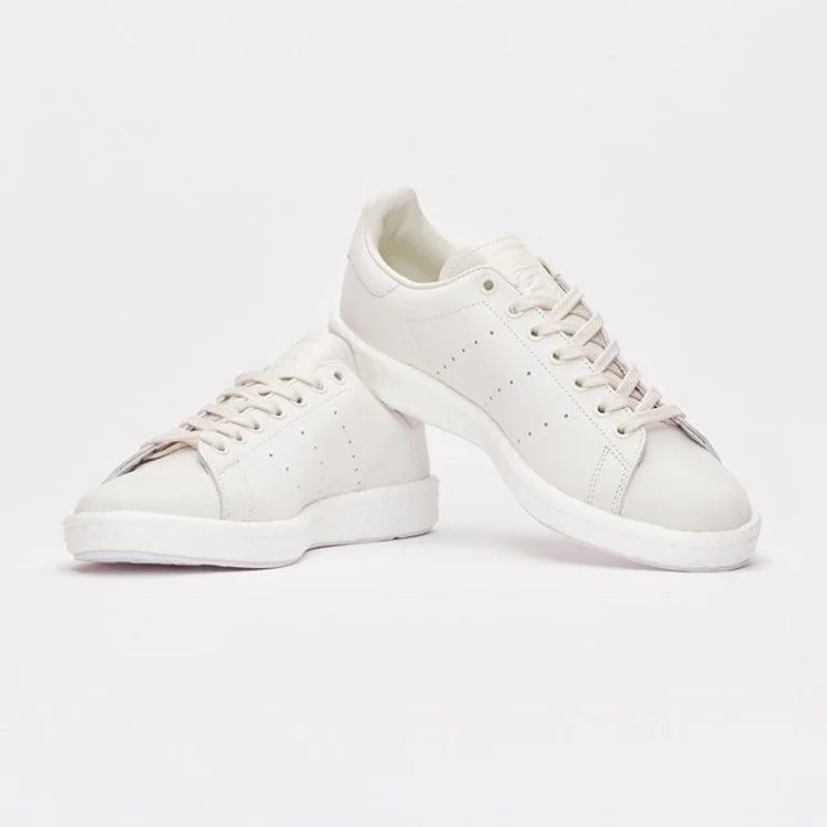 Krossovki-Sneakersnstuff-x-adidas-Stan-Smith-Boost-Shades-of-White-V2-2