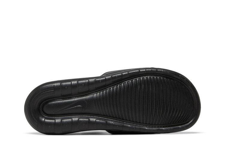 victori-one-slide-black-white-cn9675-002_03