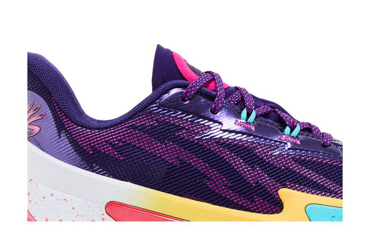 Кроссовки Under Armour Curry Series 7 'Curry World Tour'
