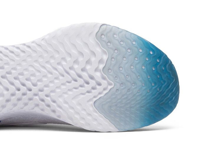 Кроссовки Nike Wmns Epic React Flyknit 'OG'