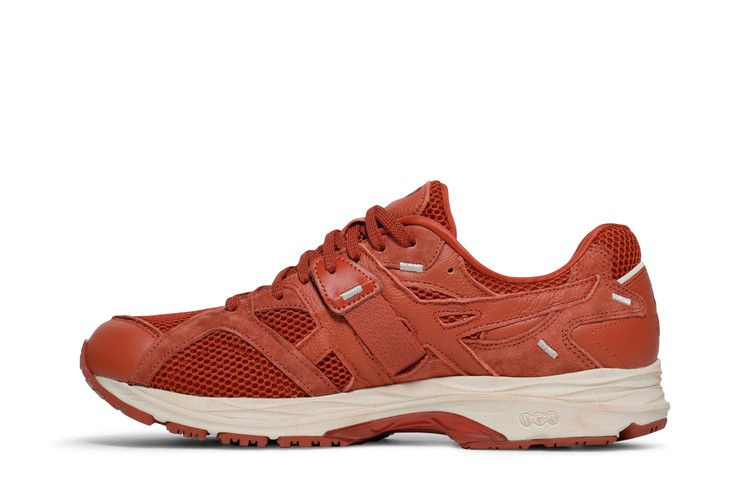 Кроссовки ASICS Denim Tears x Gel MC Plus 'Georgia Red Clay'
