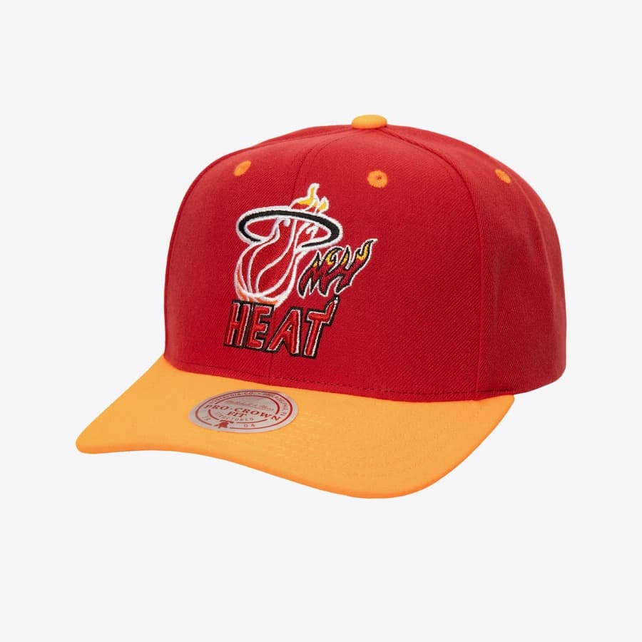 Mitchell-Ness-Red-Miami-Heat-Hardwood-Classics-All-In-2.0-Pro-Crown-Snapback-Hat
