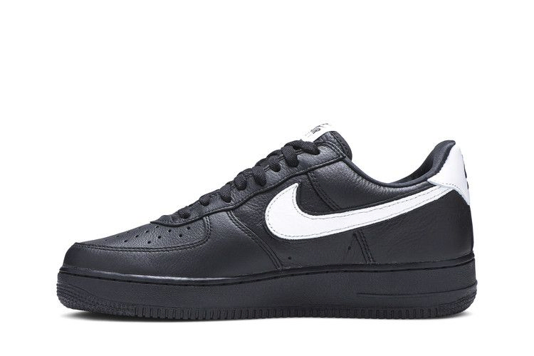 Кроссовки Nike Air Force 1 Low Retro QS 'Black White'