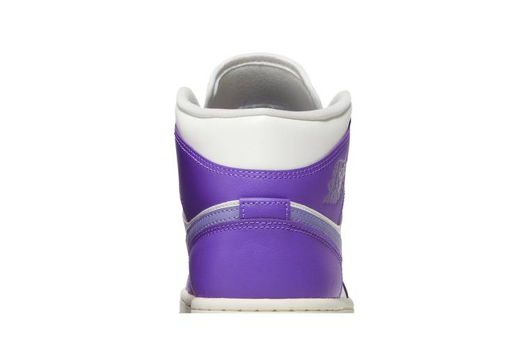 Кроссовки Wmns Air Jordan 1 Mid 'Action Grape'