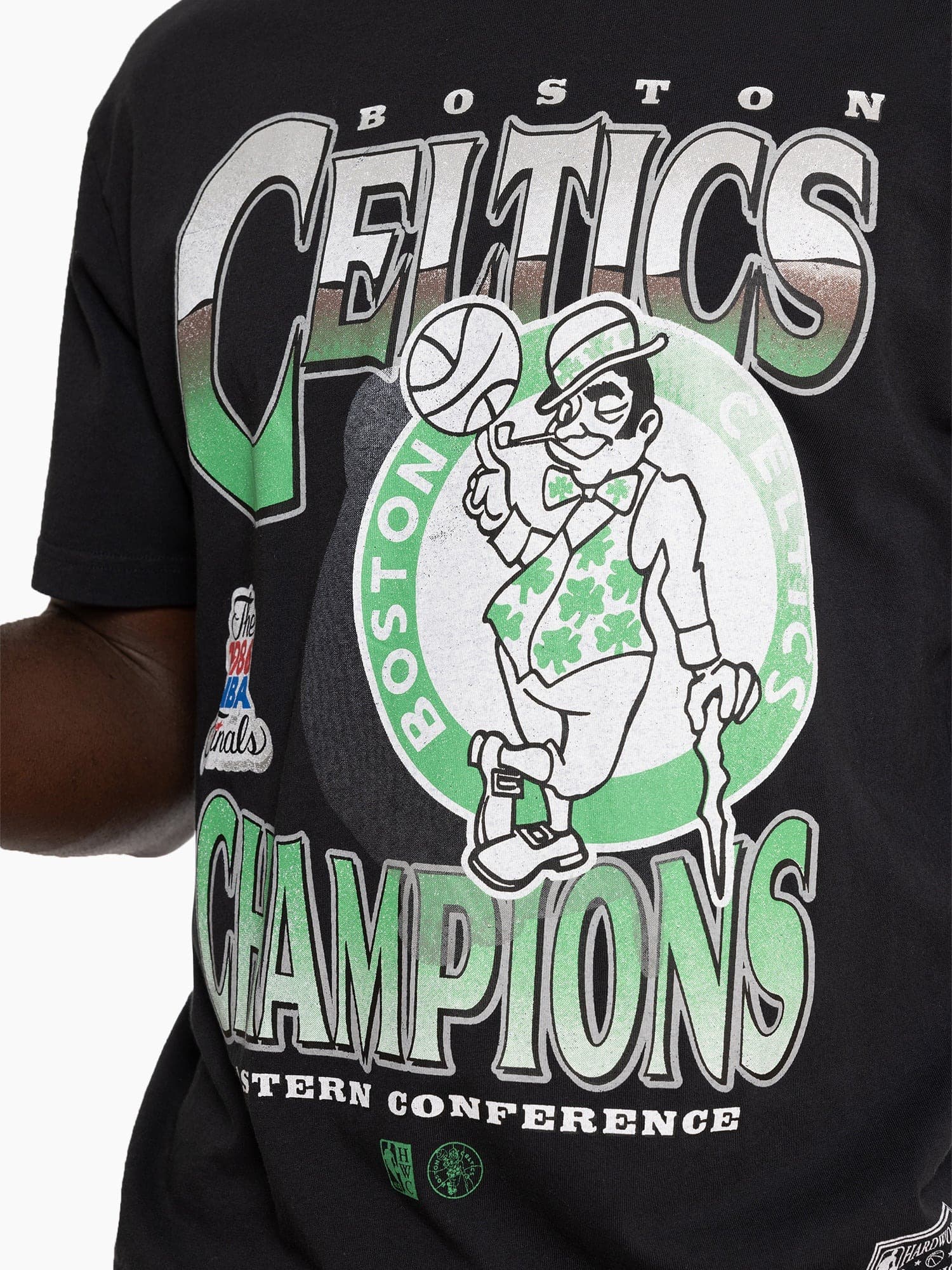 Mitchell-Ness-Boston-Celtics-Metallic-Vintage-T-Shirt-3