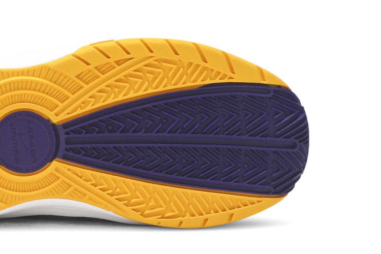 Кроссовки Nike LeBron 7 PS QS 'Media Day'