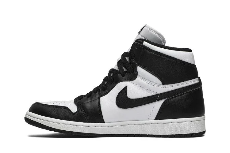 Кроссовки Air Jordan 1 Retro High OG 'Black White' 2014