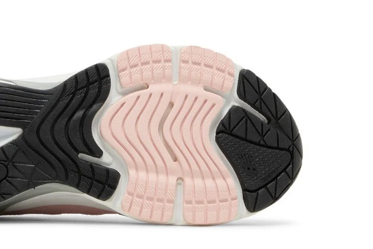 Кроссовки New Balance 990v6 Big Kid 'Pink Haze'