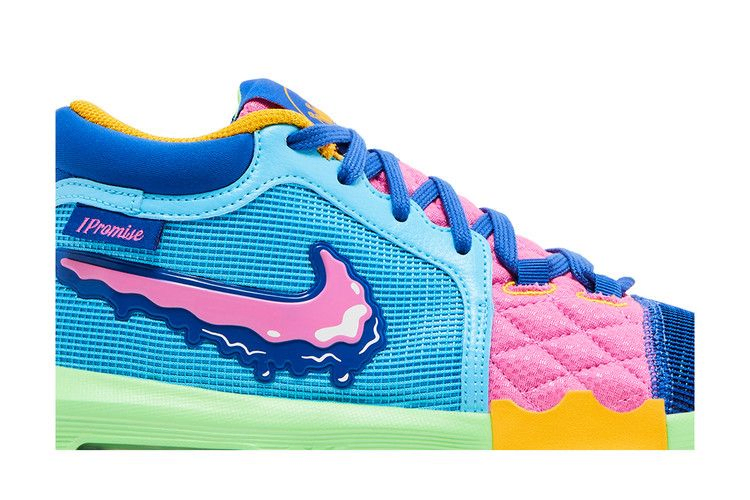 lebron-witness-8-i-promise-school-with-tab-hj2962-900_01
