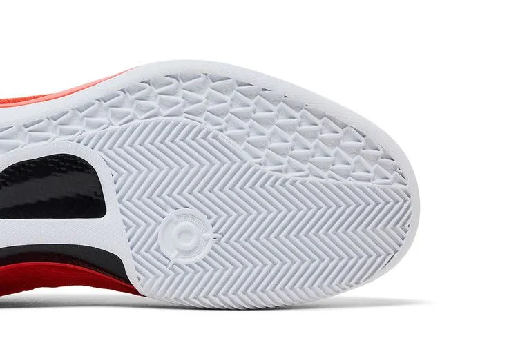 Krossovki-Nike-Kobe-8-Protro-TB-Promo-Team-Orange-4
