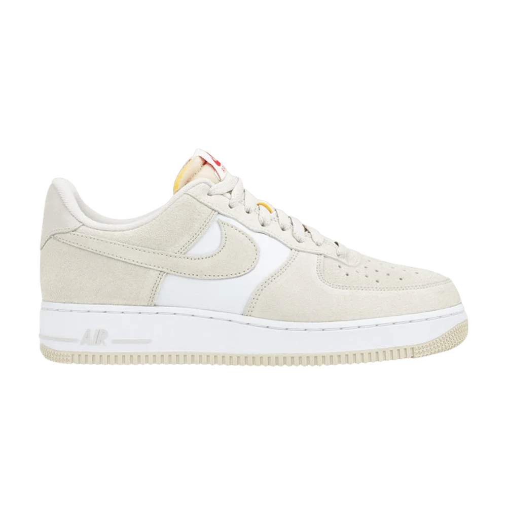 Krossovki-Nike-Air-Force-1-07-LV8-Light-Bone