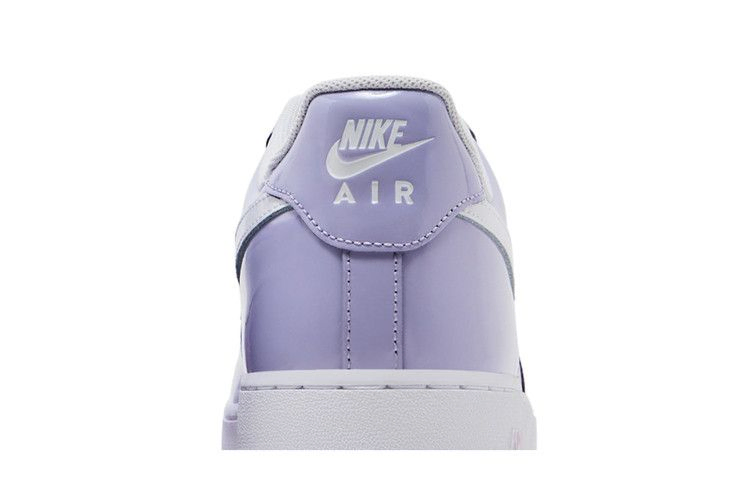 Кроссовки Nike Air Force 1 '07 LV8 'Hydrangeas Patent'