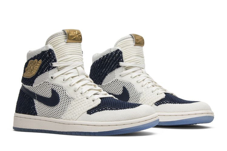 air-jordan-1-retro-high-og-flyknit-re2pect-ah7233-105_07