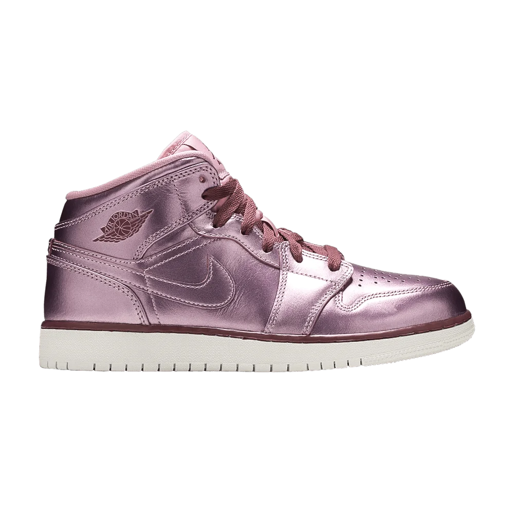 Krossovki-Air-Jordan-1-Mid-SE-GS-Pink-Rose