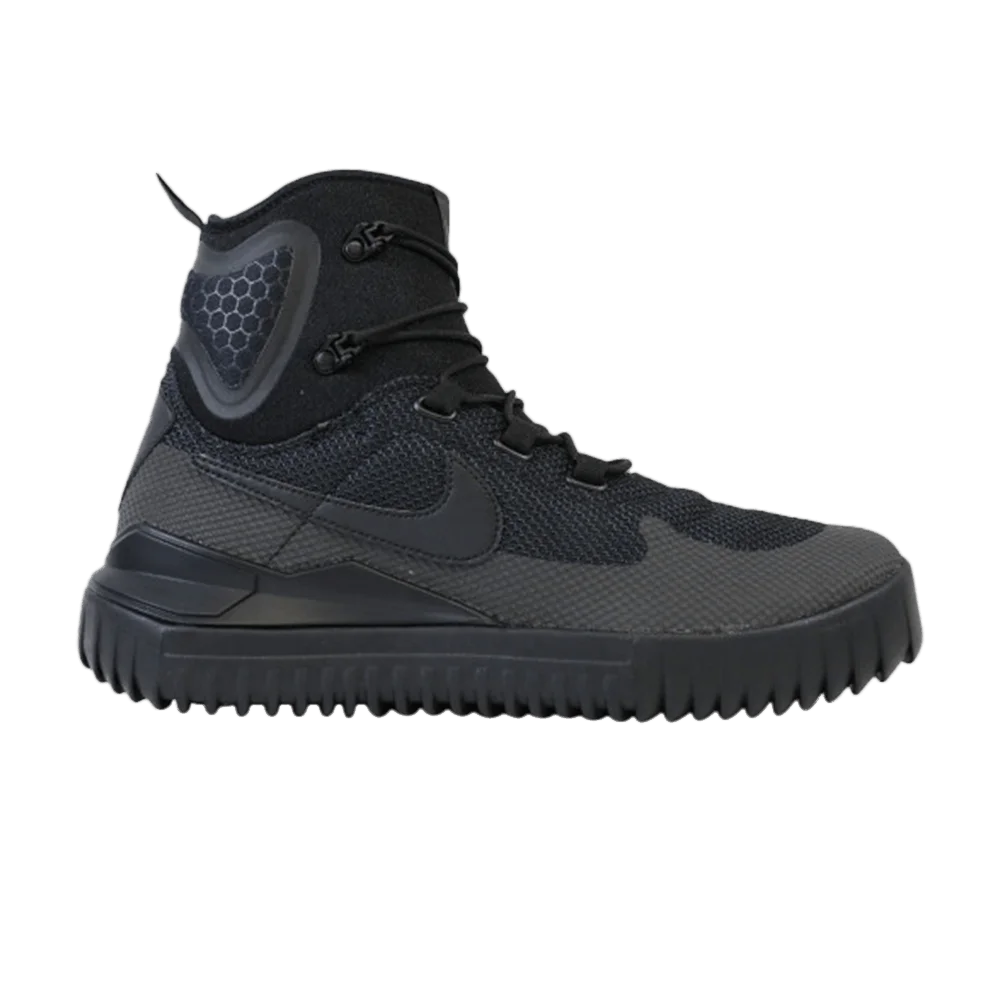 Krossovki-Nike-Air-Wild-Mid-Triple-Black