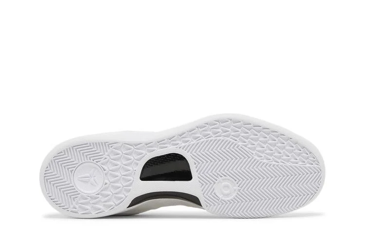 Krossovki-Nike-Kobe-8-Protro-Halo-3