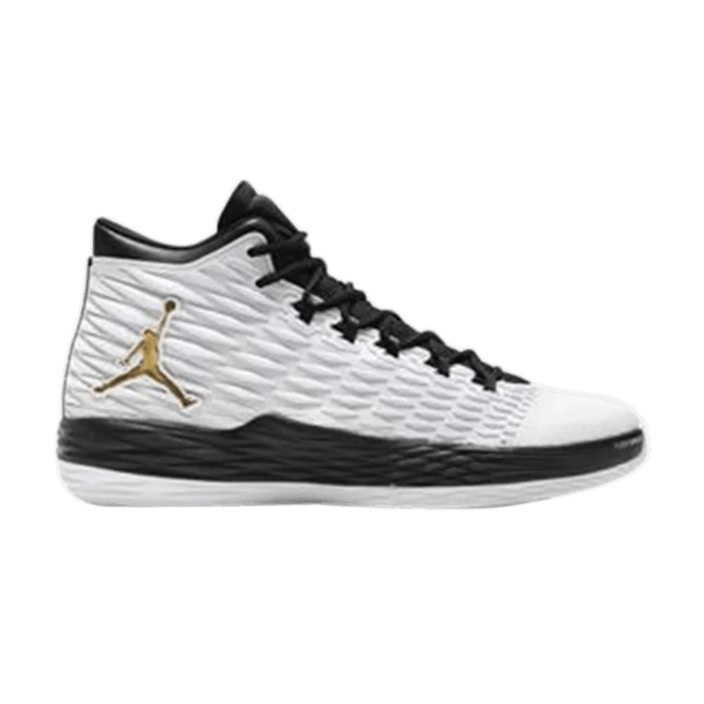 Krossovki-Air-Jordan-Melo-M13-Metallic-Gold