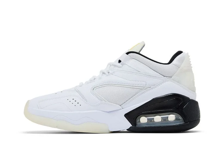 Krossovki-Air-Jordan-Point-Lane-White-Black-Gold-2