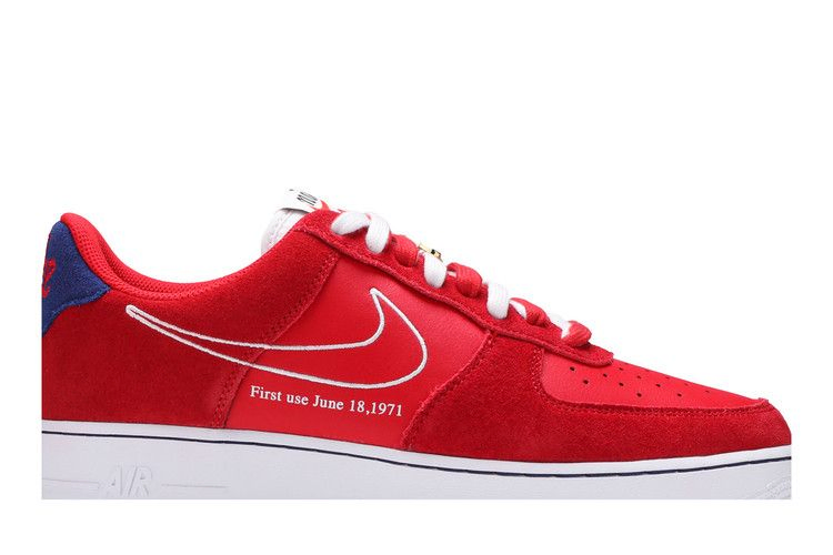Кроссовки Nike Air Force 1 '07 LV8 'First Use - University Red'