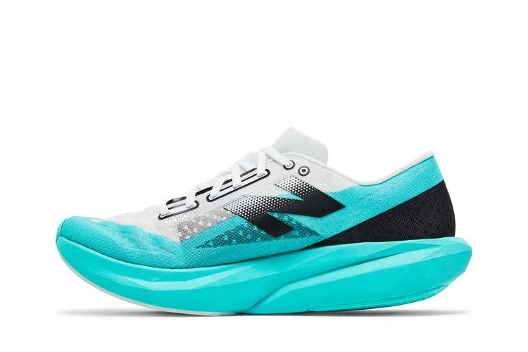 Кроссовки New Balance Wmns FuelCell Rebel v4 'Cyber Jade'