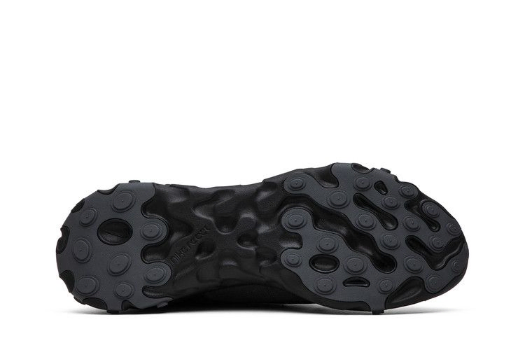 react-element-55-triple-black-bq6166-008_03