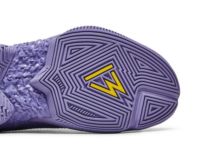 Кроссовки Nike LeBron Ambassador 13 'Lakers'