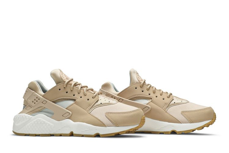 wmns-huarache-run-bio-beige-634835-204_07