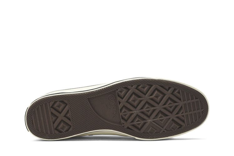 chuck-70-low-archive-print-flames-164407c_03