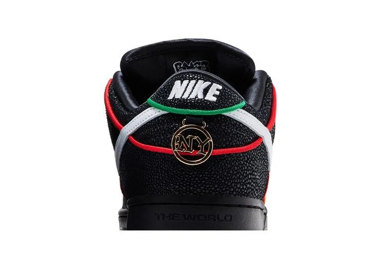 Кроссовки Bronx Girls Skate x Nike Dunk Low SB 'Mel & Kava'