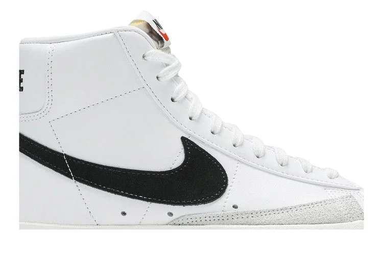 Кроссовки Nike Wmns Blazer Mid 77 Vintage 'White Black'