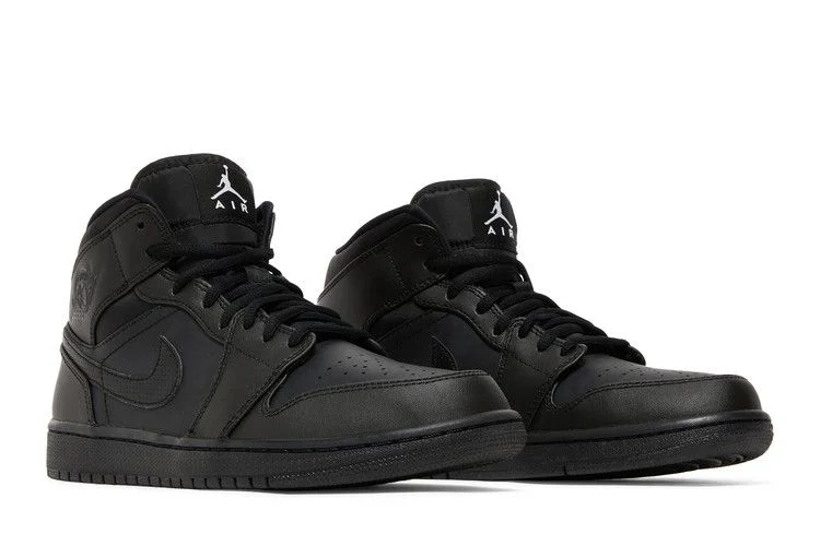 Krossovki-Air-Jordan-1-Mid-Black-White-7