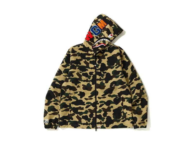 Куртка с капюшоном BAPE 1st Camo Shark Hoodie Jacket Yellow