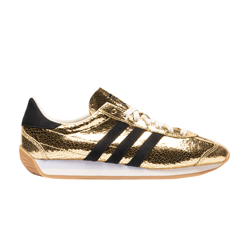 wmns-country-og-gold-metallic-black-jq5110