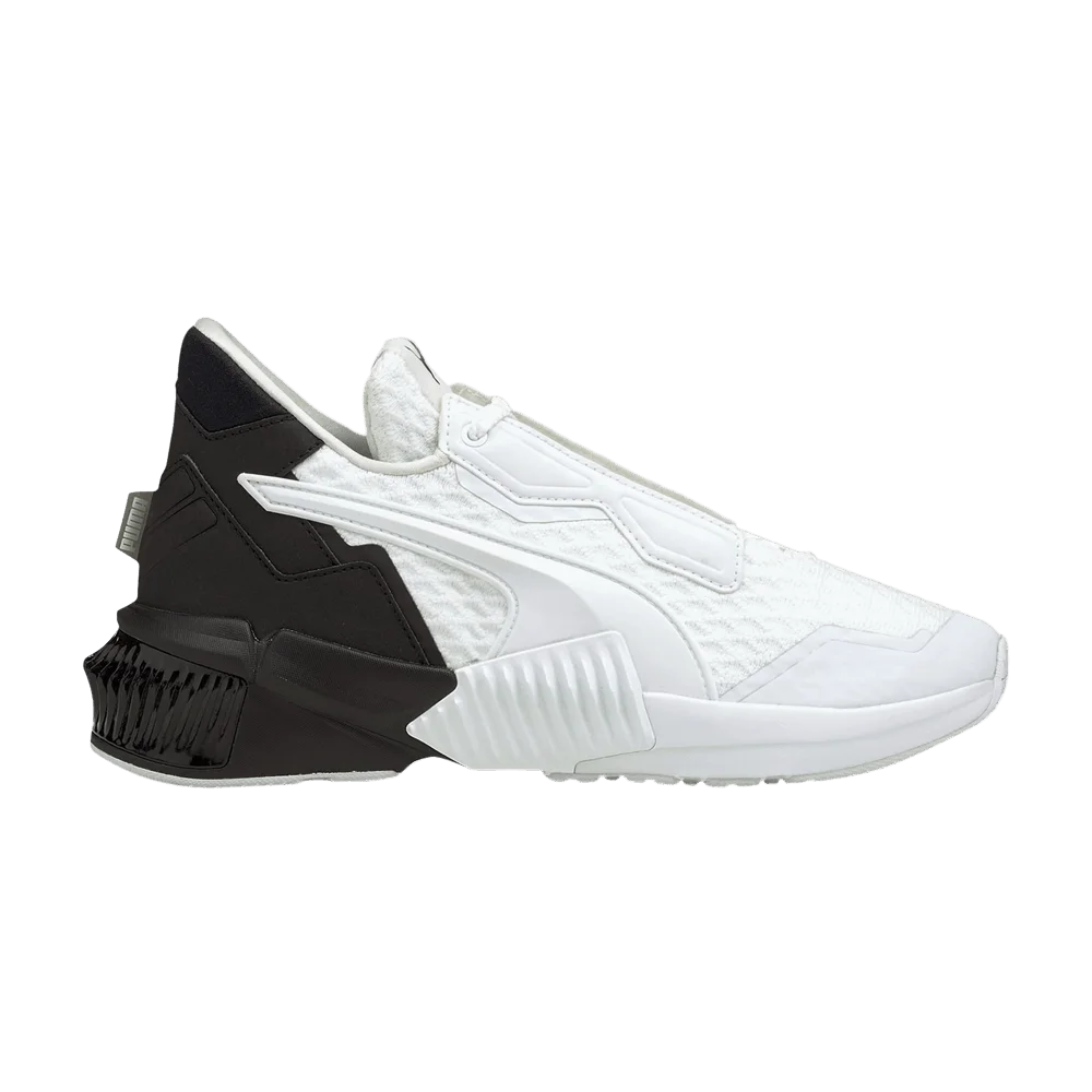 Krossovki-Puma-Wmns-Provoke-XT-Block-White-Black