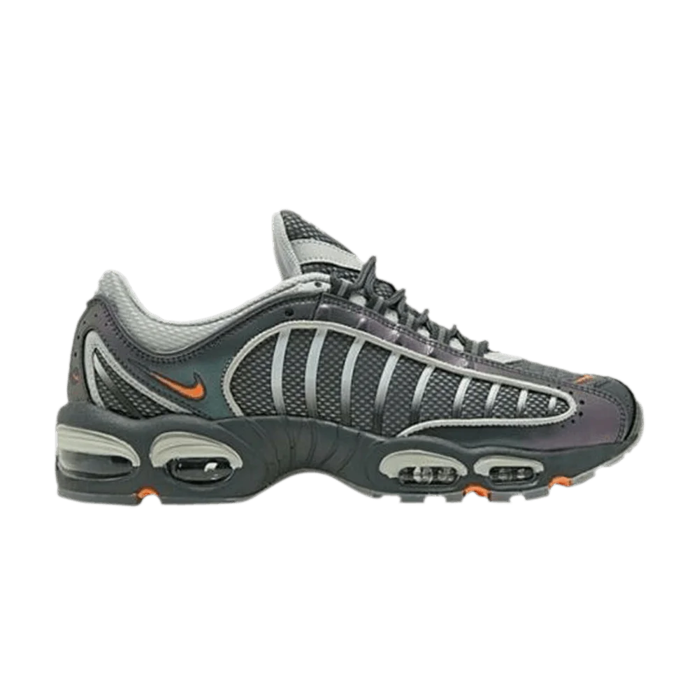 Krossovki-Nike-Air-Max-Tailwind-4