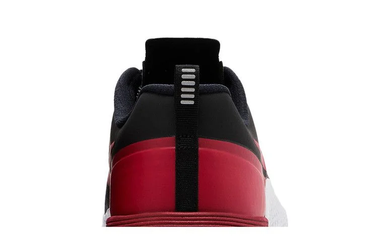 Krossovki-Nike-Metcon-1-OG-Road-to-Metcon-X-Banned-2024-6