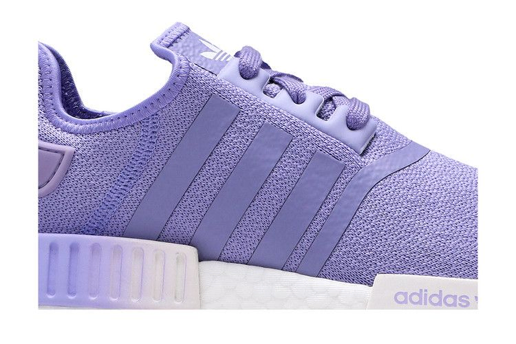 Кроссовки Adidas Wmns NMD_R1 'Light Purple'