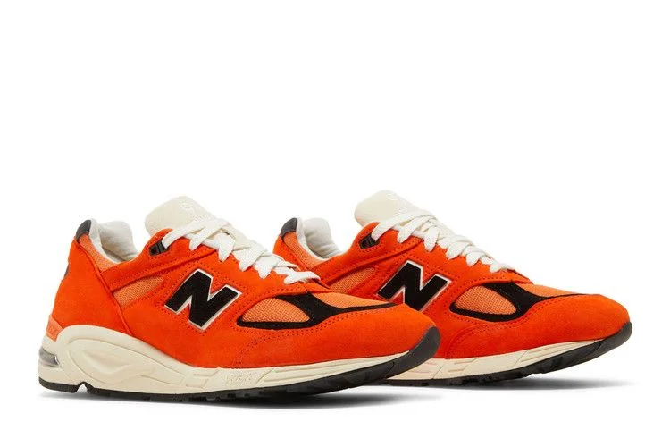 Krossovki-Teddy-Santis-x-New-Balance-990v2-Made-in-USA-Marigold-7