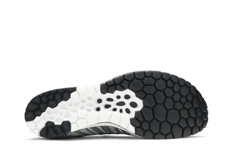 Кроссовки Nike Zoom Flyknit Streak 'Oreo'