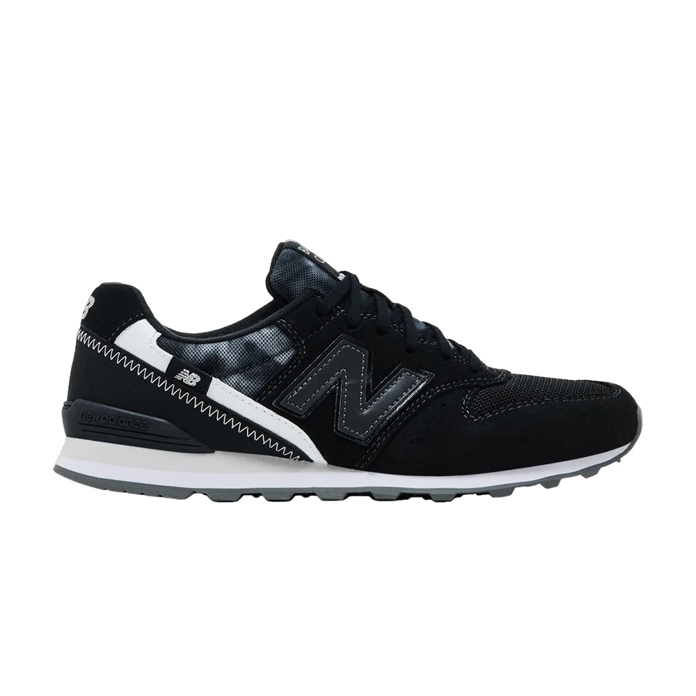 Krossovki-New-Balance-Wmns-996v2-Black-White