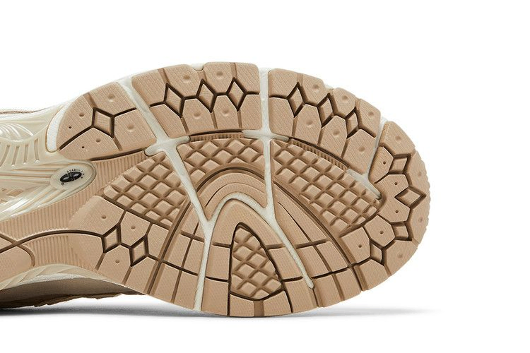 Кроссовки New Balance 1906F 'Timberwolf Frappe'