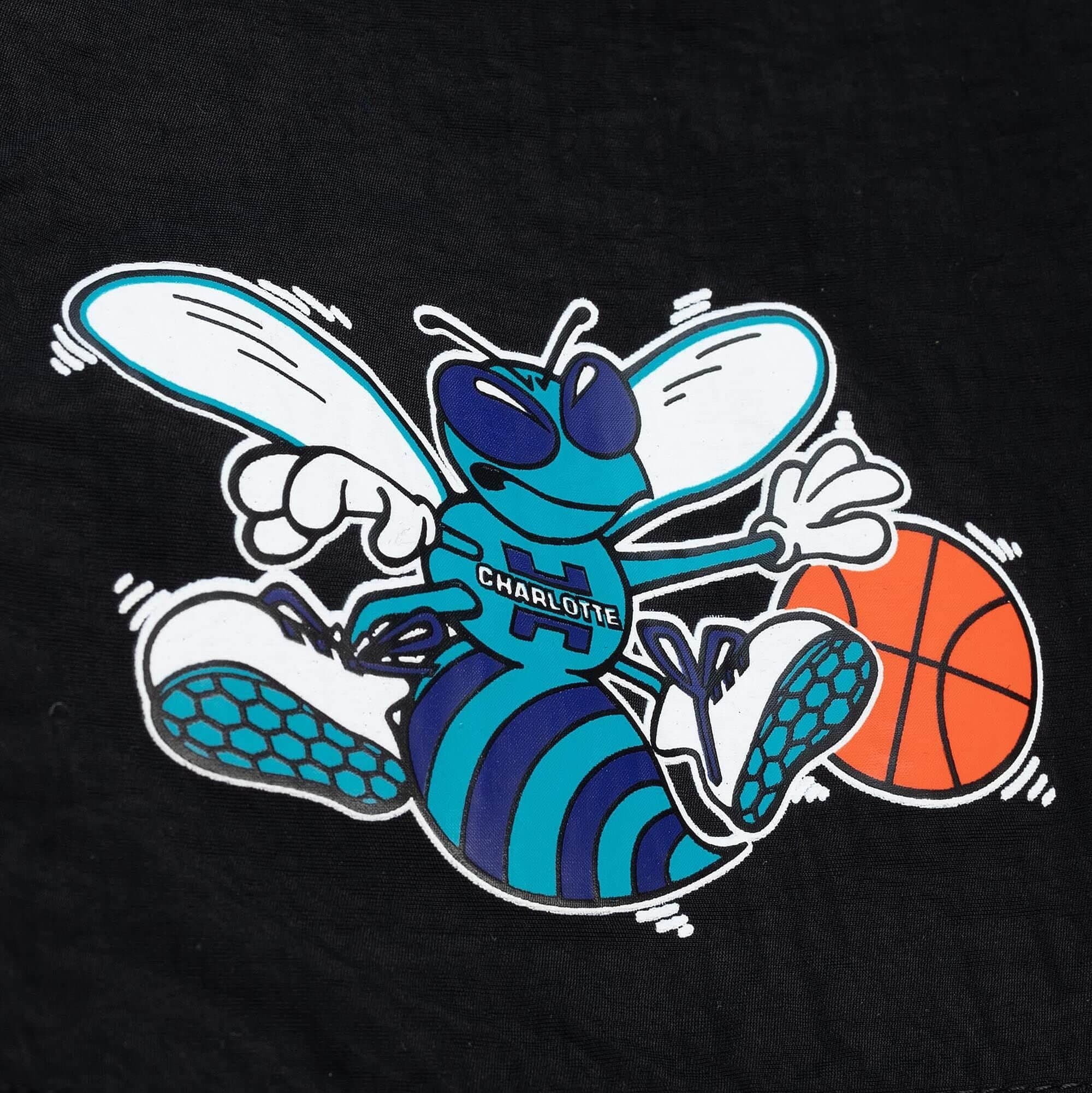 Спортивные шорты Mitchell & Ness Team Heritage Woven Charlotte Hornets Shorts