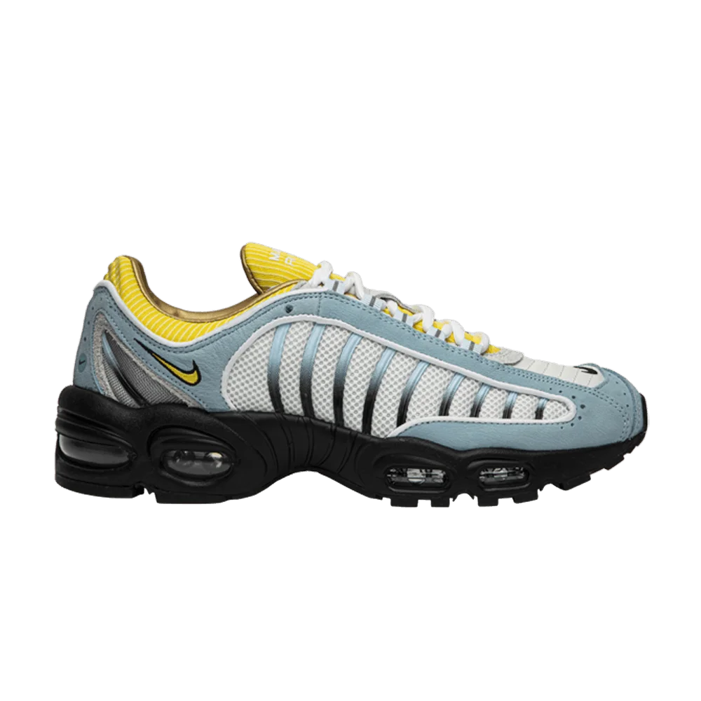 Krossovki-Sneakersnstuff-x-Nike-Air-Max-Tailwind-4-20th-Anniversary